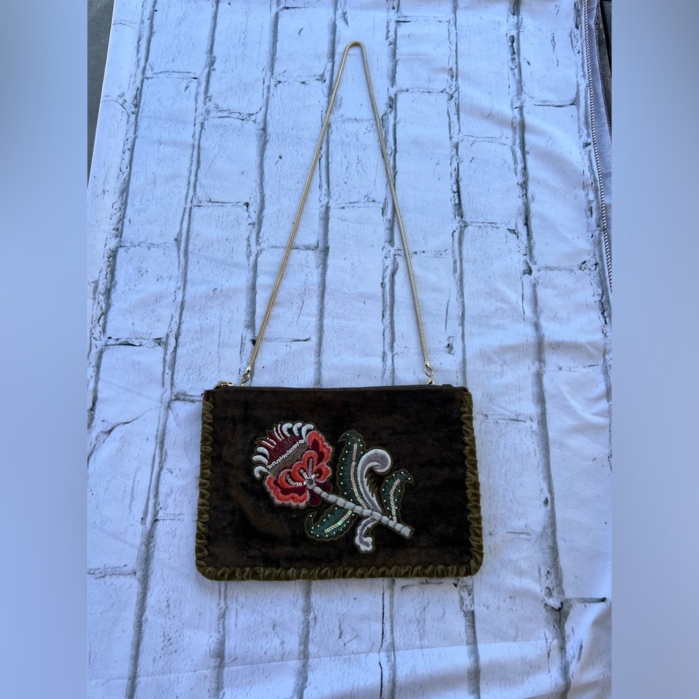Steve Madden  purse velvet green with embroidered flower